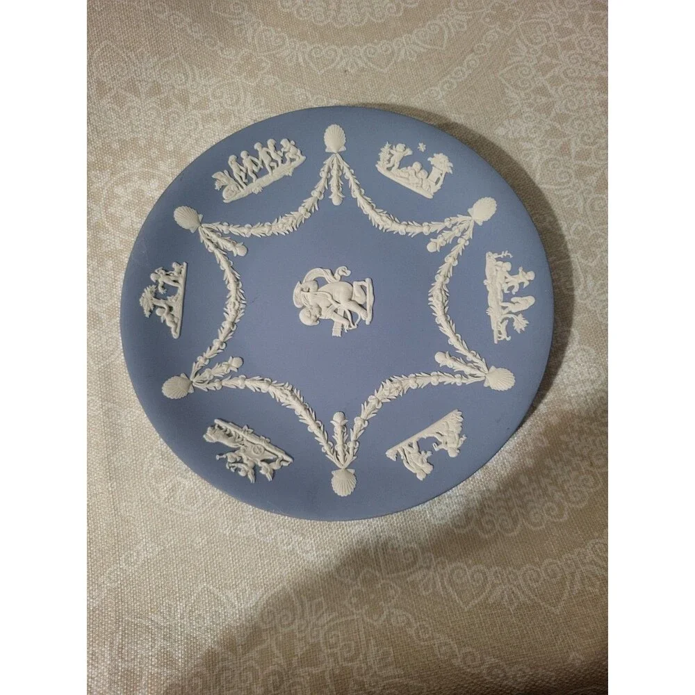Wedgwood Cream on Lavender Pale Blue Jasperware Plate Cupid 9